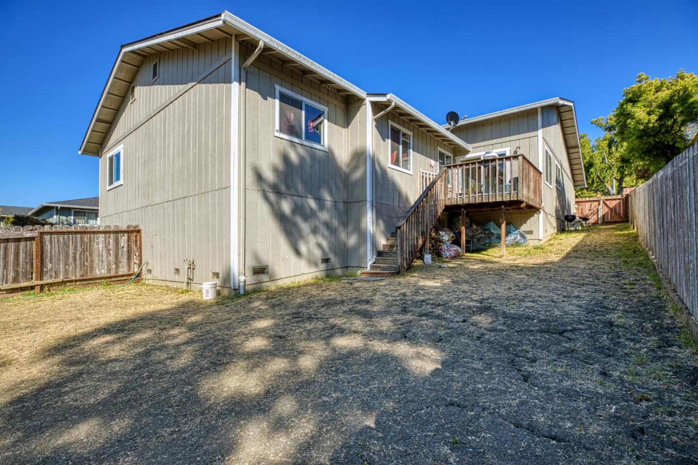 Detail Gallery Image 16 of 18 For 29 Altamont Dr, Watsonville,  CA 95076 - 3 Beds | 2 Baths
