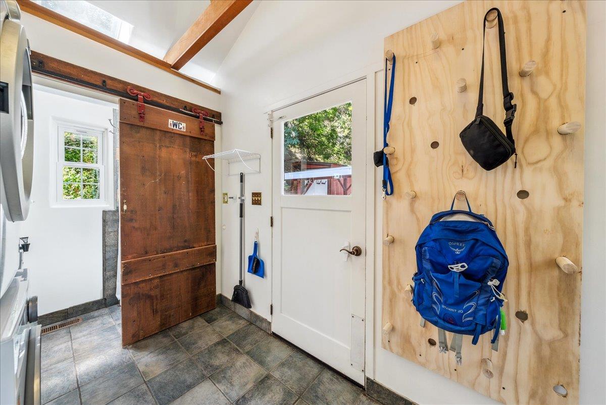 Detail Gallery Image 18 of 30 For 11 Southbank Rd, Carmel Valley,  CA 93924 - 2 Beds | 2 Baths