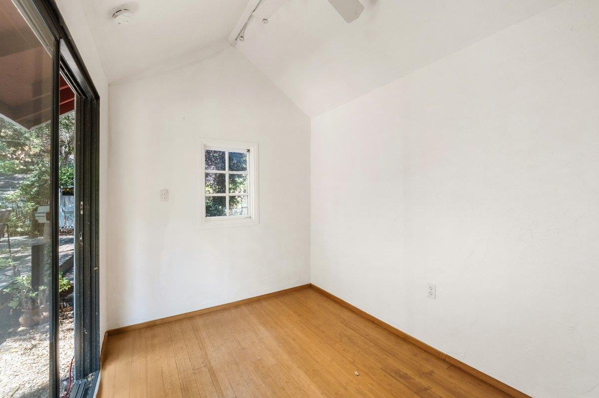 Detail Gallery Image 31 of 33 For 11 Southbank Rd, Carmel Valley,  CA 93924 - 2 Beds | 2 Baths