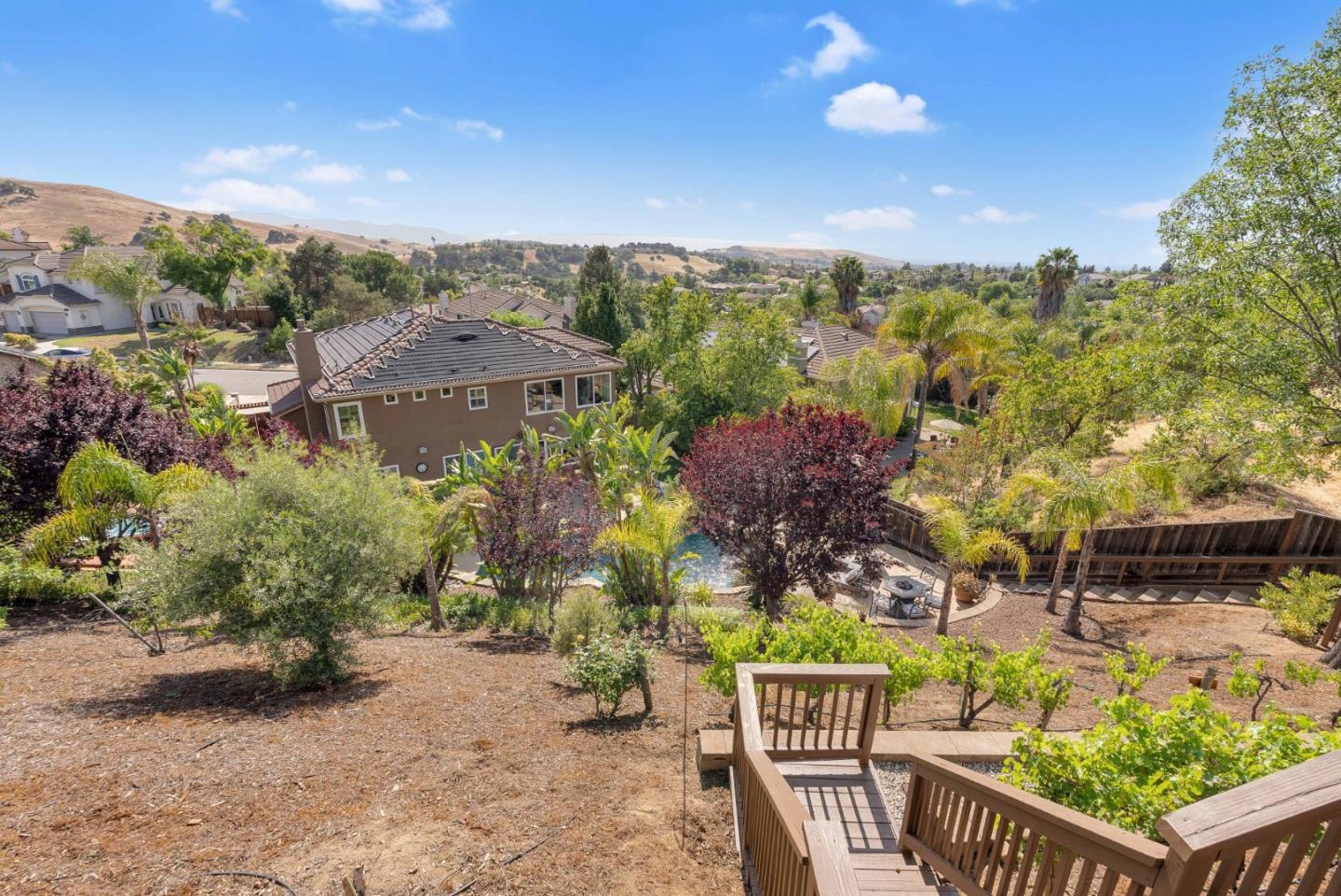 Detail Gallery Image 61 of 114 For 6336 Skywalker Dr, San Jose,  CA 95135 - 4 Beds | 4 Baths