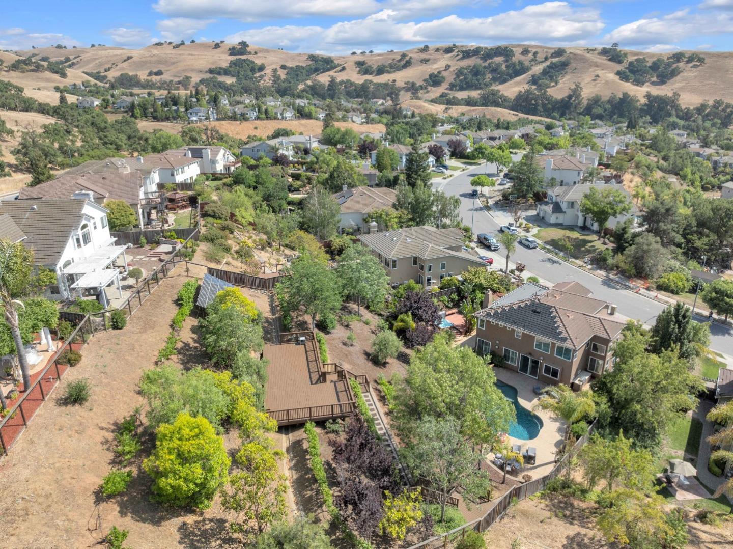 Detail Gallery Image 77 of 114 For 6336 Skywalker Dr, San Jose,  CA 95135 - 4 Beds | 4 Baths