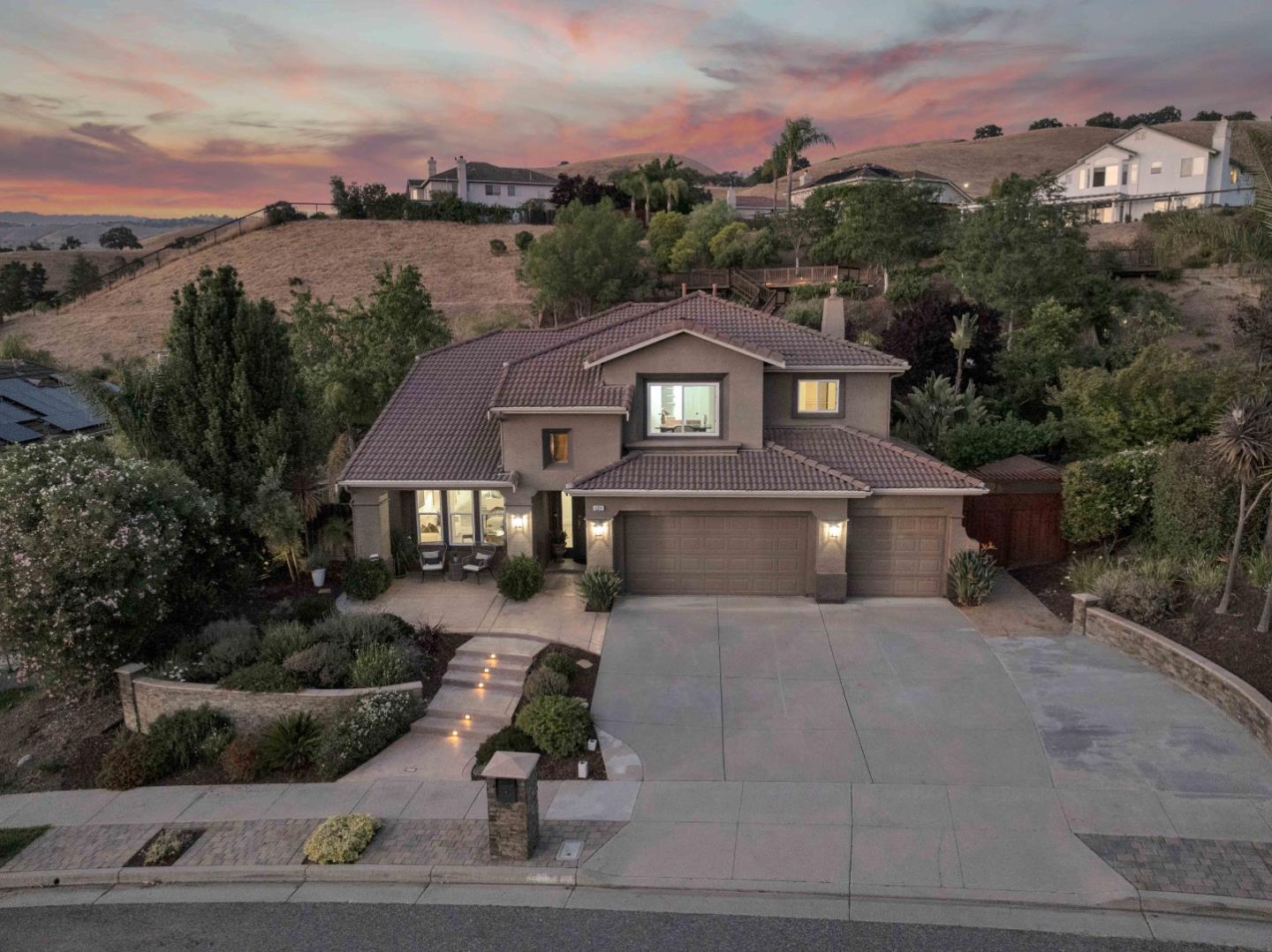 Detail Gallery Image 81 of 114 For 6336 Skywalker Dr, San Jose,  CA 95135 - 4 Beds | 4 Baths