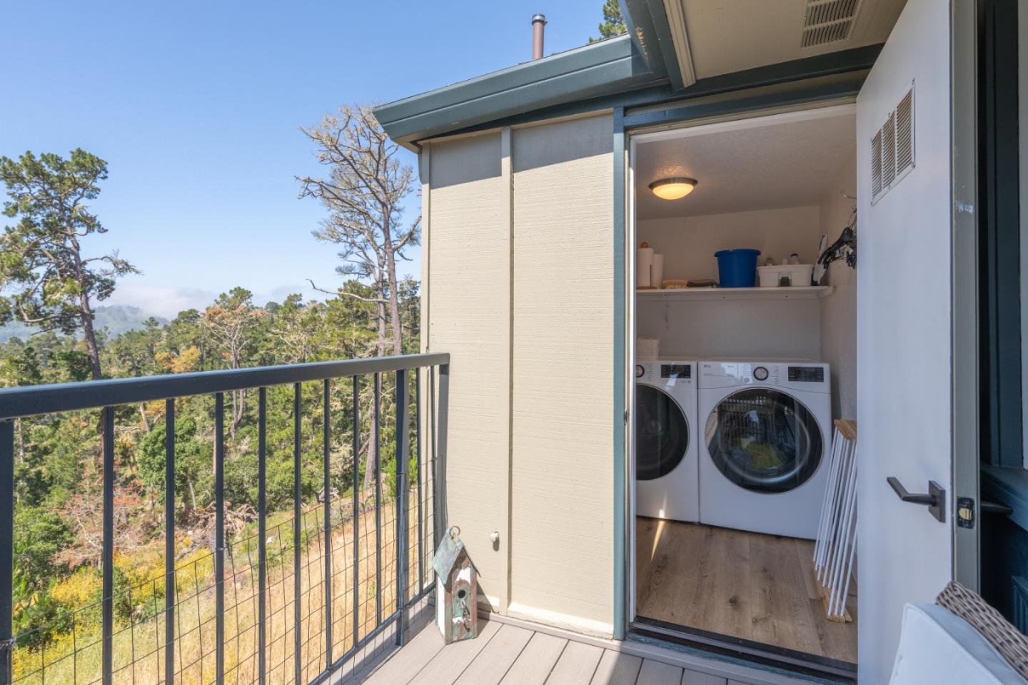 Detail Gallery Image 23 of 30 For 275 Del Mesa Carmel, Carmel,  CA 93923 - 2 Beds | 2 Baths