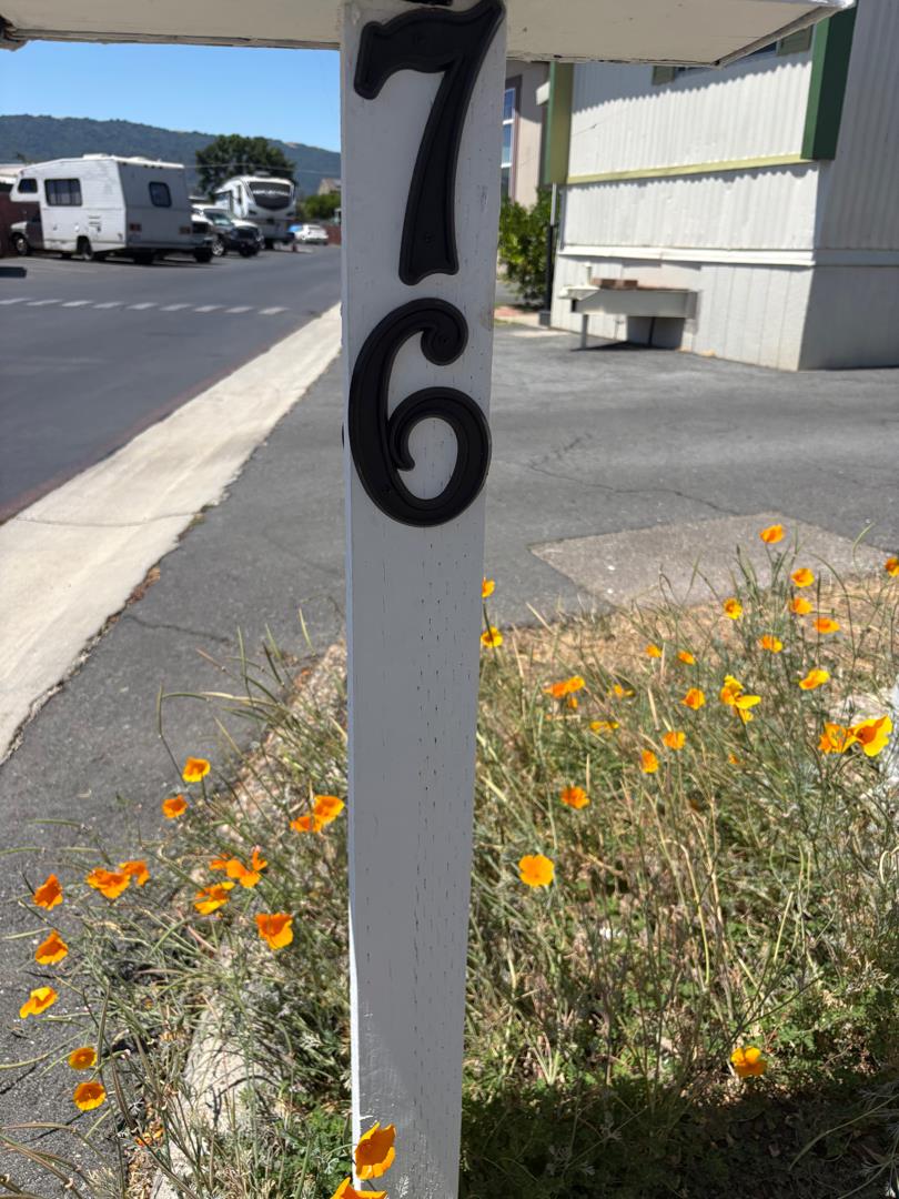 Detail Gallery Image 7 of 41 For 8282 Murray Ave #76,  Gilroy,  CA 95020 - 3 Beds | 2 Baths