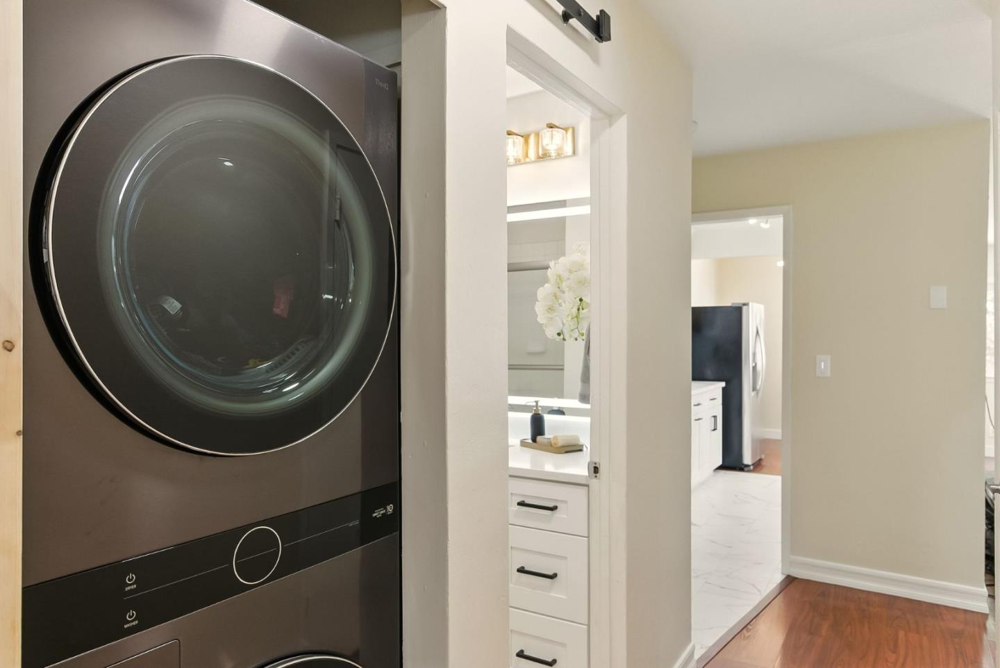 Detail Gallery Image 11 of 17 For 1898 Meridian Ave #24,  San Jose,  CA 95125 - 3 Beds | 2 Baths