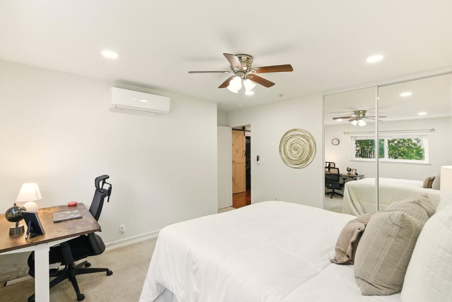Detail Gallery Image 7 of 17 For 1898 Meridian Ave #24,  San Jose,  CA 95125 - 3 Beds | 2 Baths