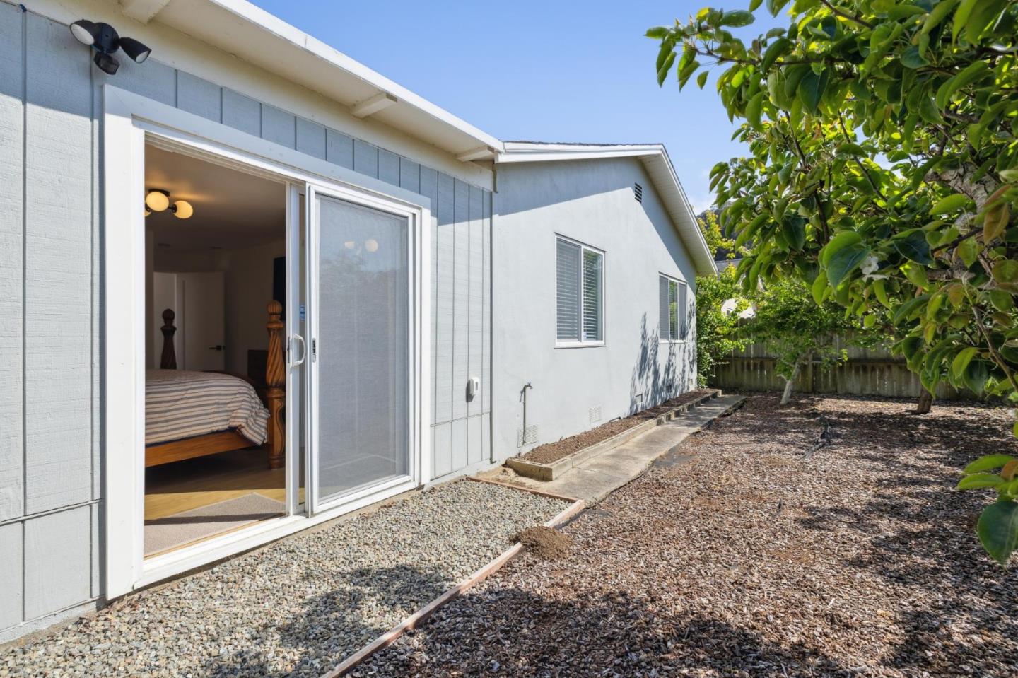Detail Gallery Image 19 of 27 For 1304 Alicante Dr, Pacifica,  CA 94044 - 4 Beds | 2 Baths