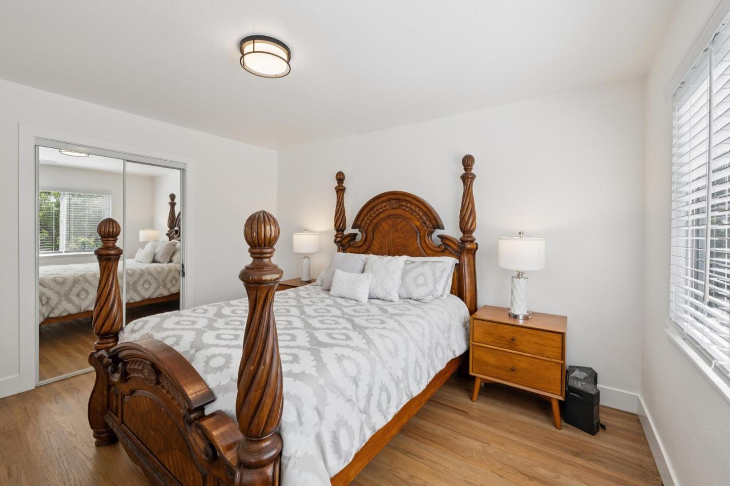 Detail Gallery Image 21 of 27 For 1304 Alicante Dr, Pacifica,  CA 94044 - 4 Beds | 2 Baths