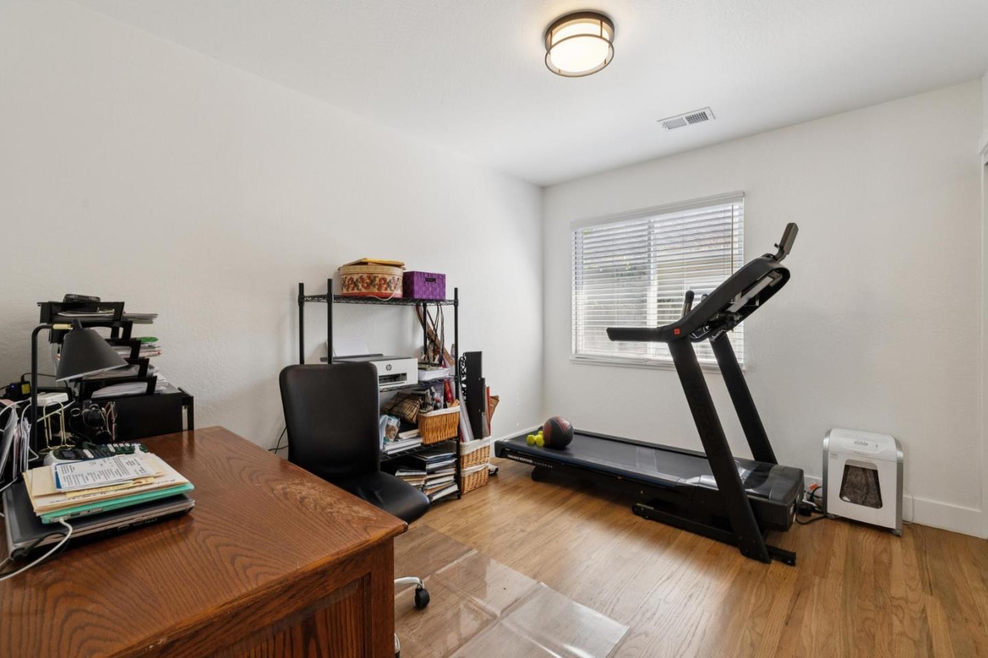 Detail Gallery Image 23 of 27 For 1304 Alicante Dr, Pacifica,  CA 94044 - 4 Beds | 2 Baths