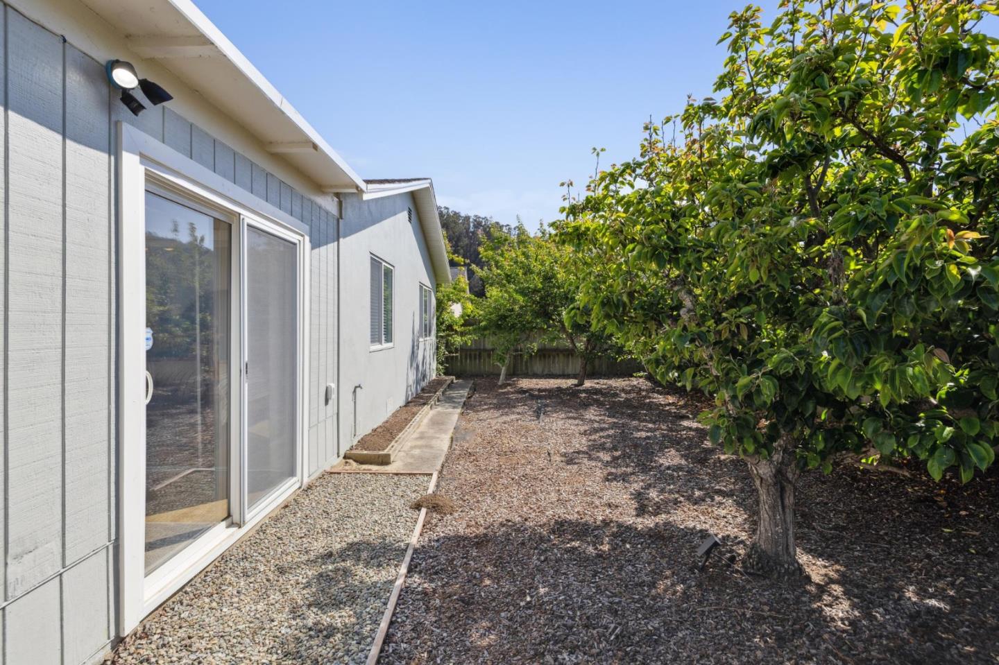 Detail Gallery Image 26 of 27 For 1304 Alicante Dr, Pacifica,  CA 94044 - 4 Beds | 2 Baths