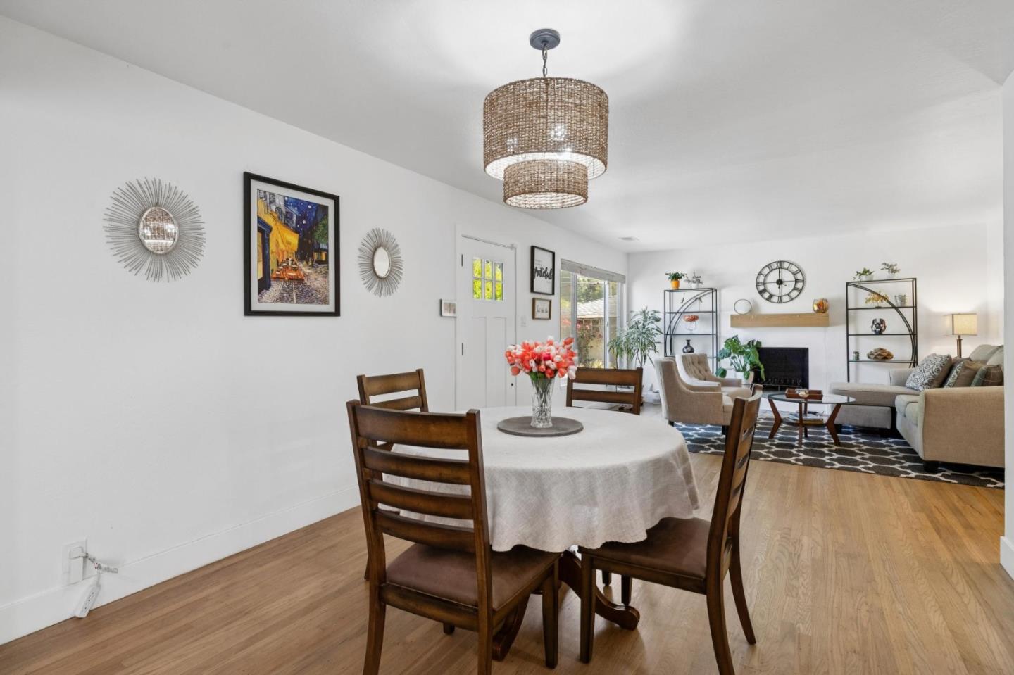 Detail Gallery Image 7 of 27 For 1304 Alicante Dr, Pacifica,  CA 94044 - 4 Beds | 2 Baths