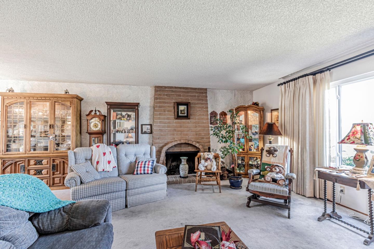 Detail Gallery Image 15 of 58 For 1139 Braemer Ct, San Jose,  CA 95132 - 6 Beds | 3/1 Baths