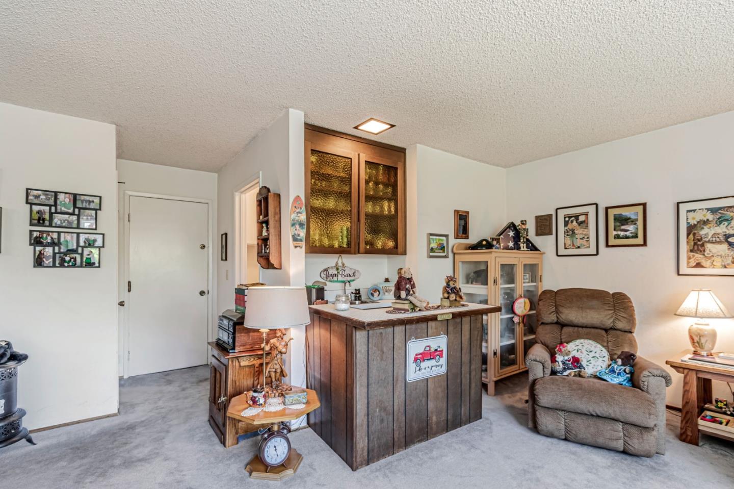 Detail Gallery Image 2 of 58 For 1139 Braemer Ct, San Jose,  CA 95132 - 6 Beds | 3/1 Baths