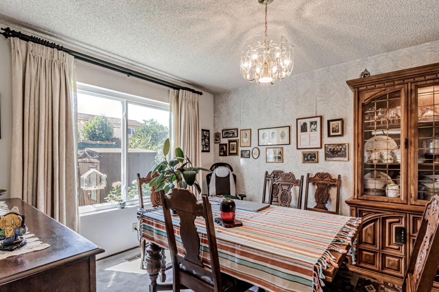 Detail Gallery Image 22 of 58 For 1139 Braemer Ct, San Jose,  CA 95132 - 6 Beds | 3/1 Baths