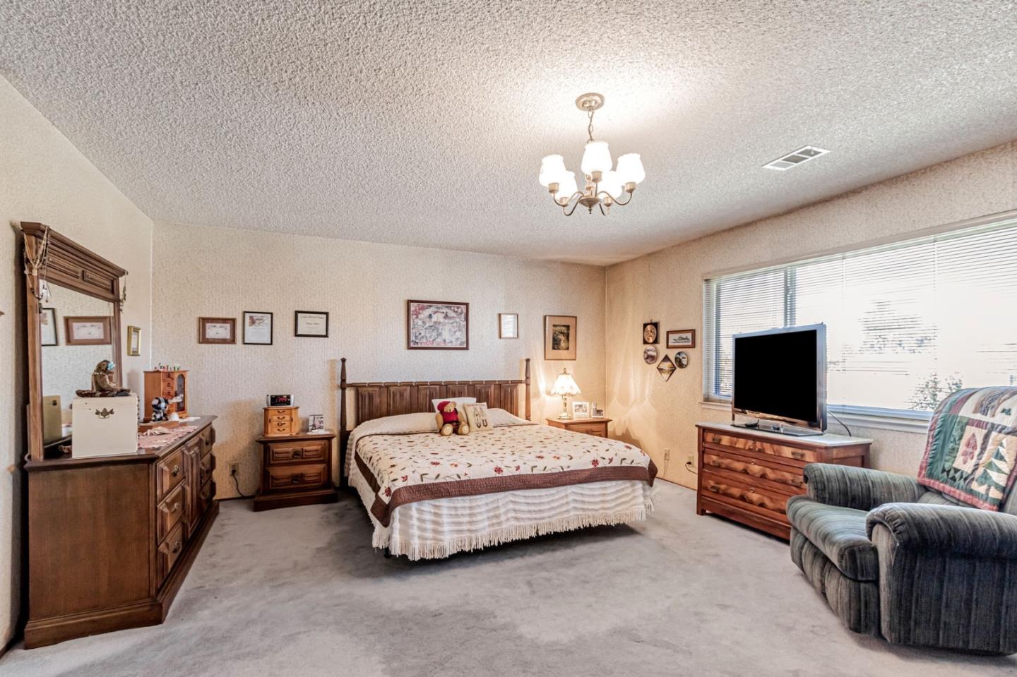 Detail Gallery Image 26 of 58 For 1139 Braemer Ct, San Jose,  CA 95132 - 6 Beds | 3/1 Baths