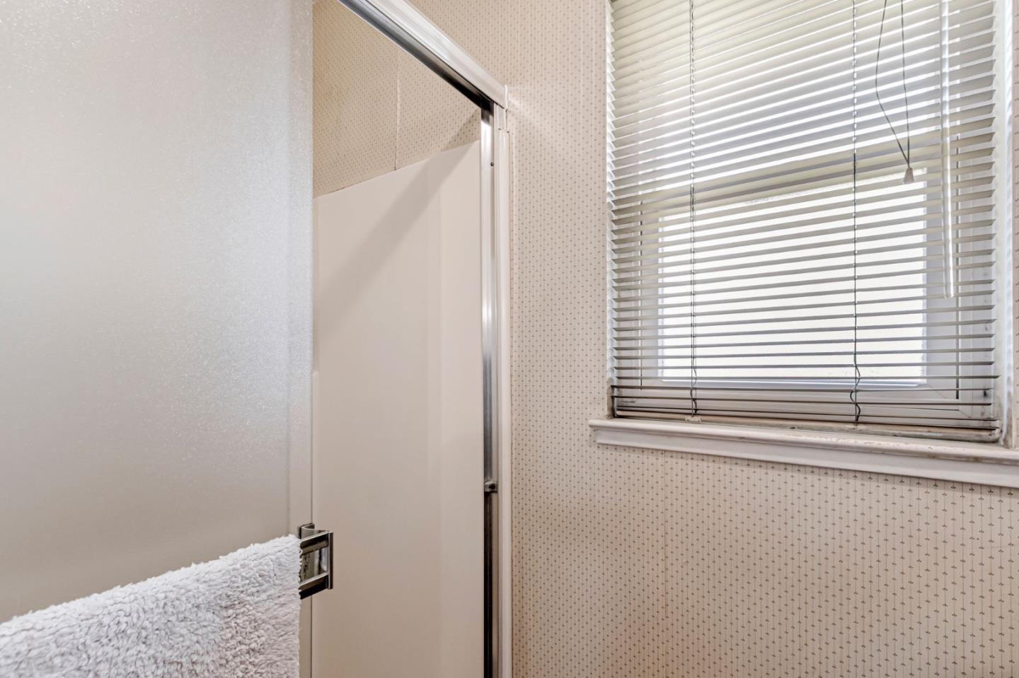 Detail Gallery Image 48 of 58 For 1139 Braemer Ct, San Jose,  CA 95132 - 6 Beds | 3/1 Baths