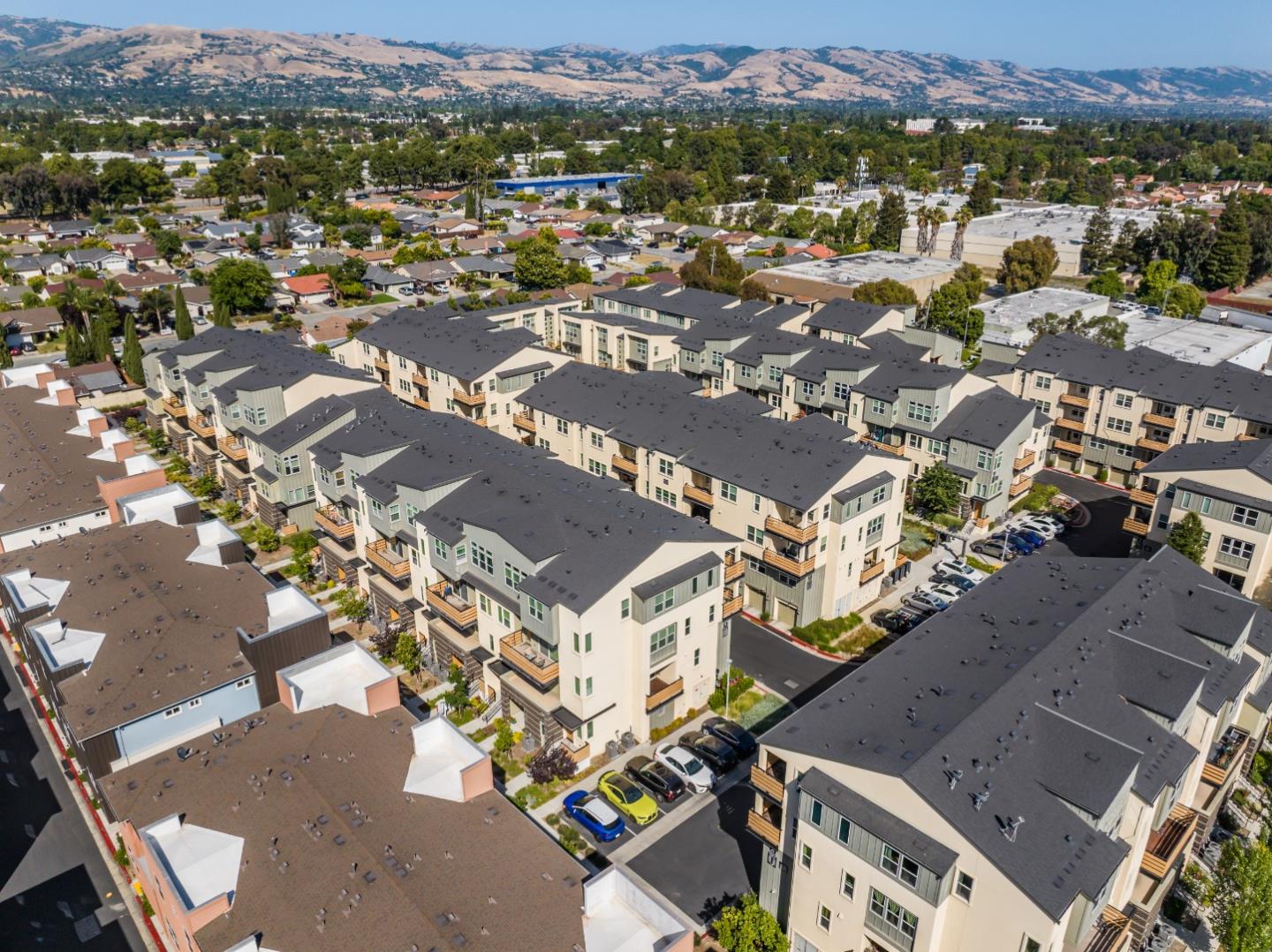 Detail Gallery Image 37 of 37 For 2086 Mahuron Cir, San Jose,  CA 95133 - 3 Beds | 3 Baths