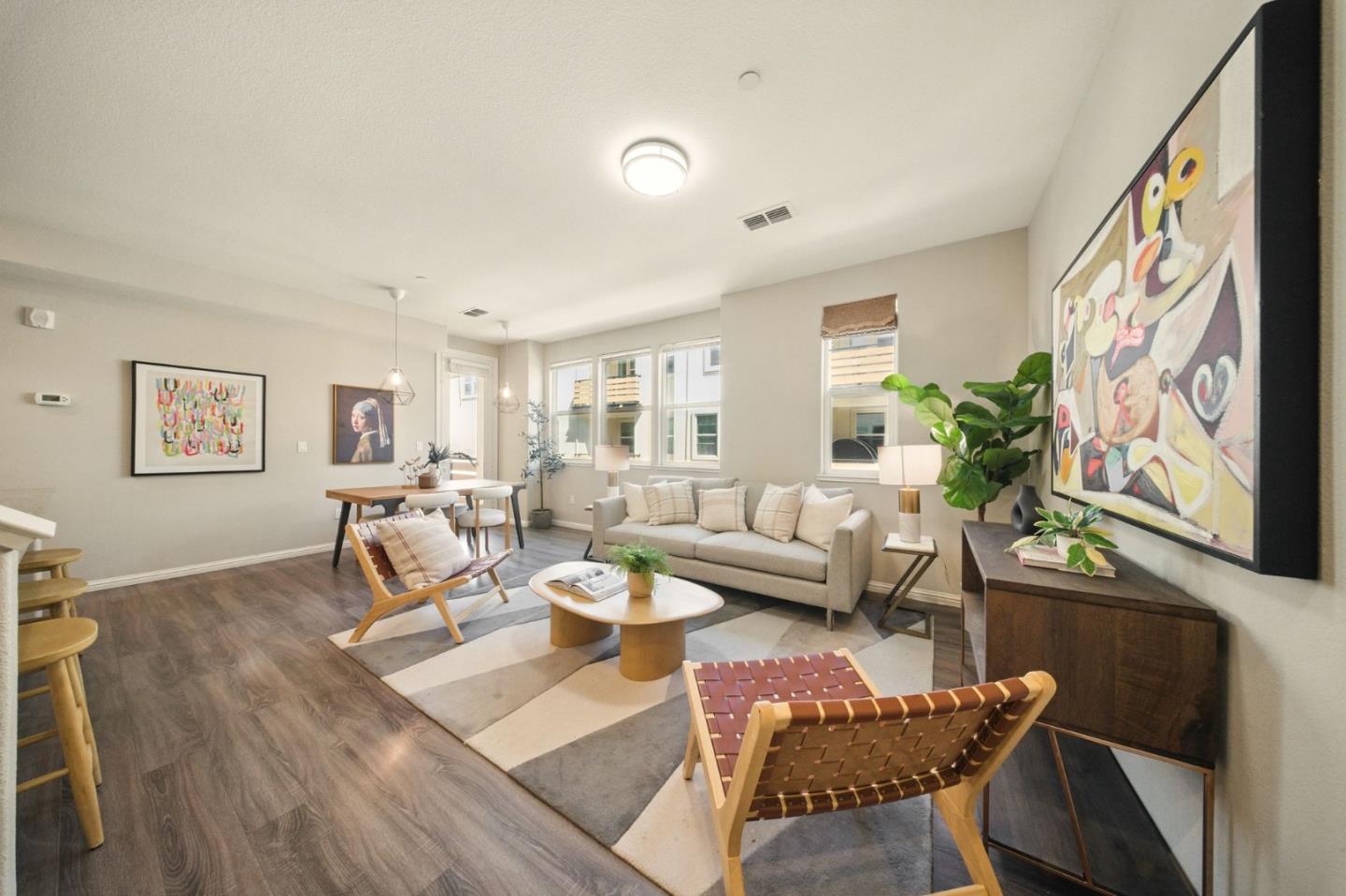 Detail Gallery Image 4 of 37 For 2086 Mahuron Cir, San Jose,  CA 95133 - 3 Beds | 3 Baths