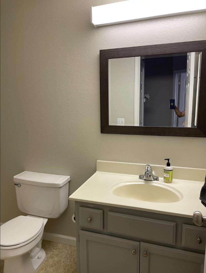 Detail Gallery Image 14 of 15 For 1143 Greene Ter, Davis,  CA 95618 - 2 Beds | 2 Baths