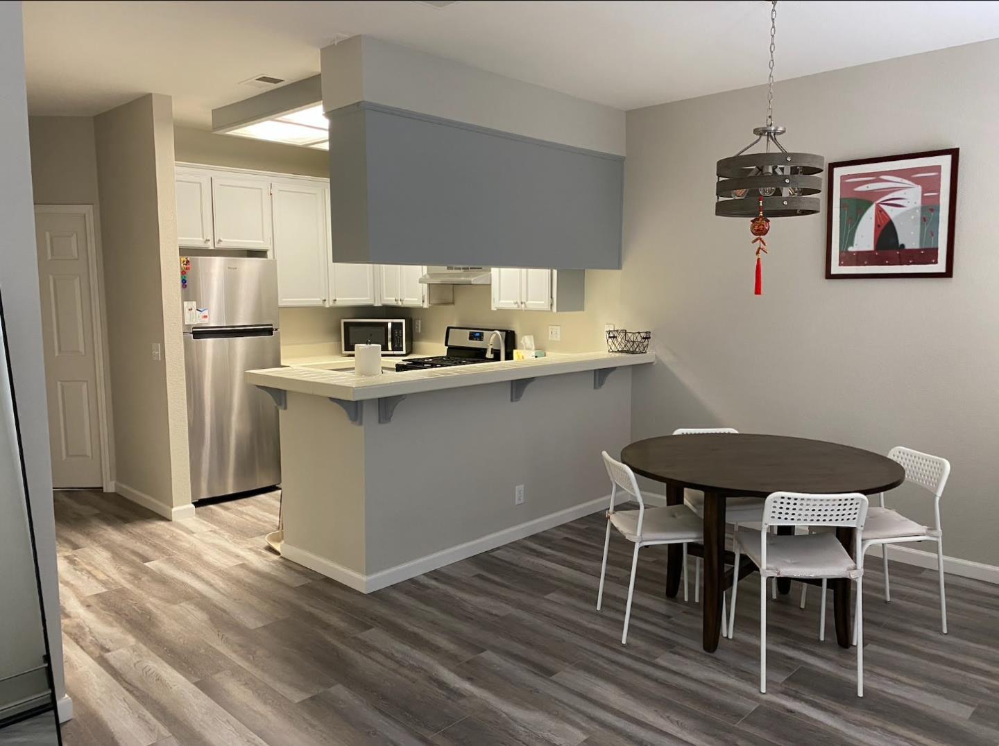 Detail Gallery Image 5 of 15 For 1143 Greene Ter, Davis,  CA 95618 - 2 Beds | 2 Baths