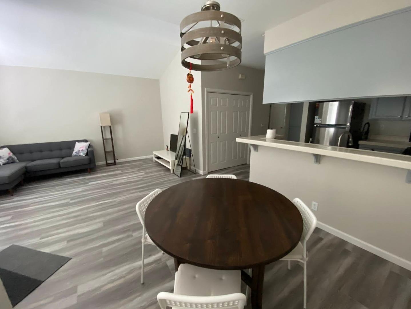 Detail Gallery Image 6 of 15 For 1143 Greene Ter, Davis,  CA 95618 - 2 Beds | 2 Baths