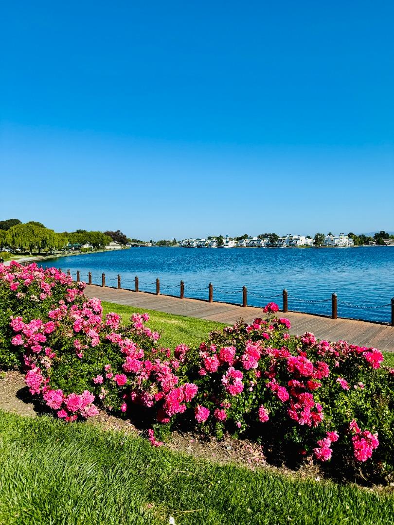 Detail Gallery Image 33 of 39 For 1081 Beach Park Blvd #210,  Foster City,  CA 94404 - 2 Beds | 2 Baths