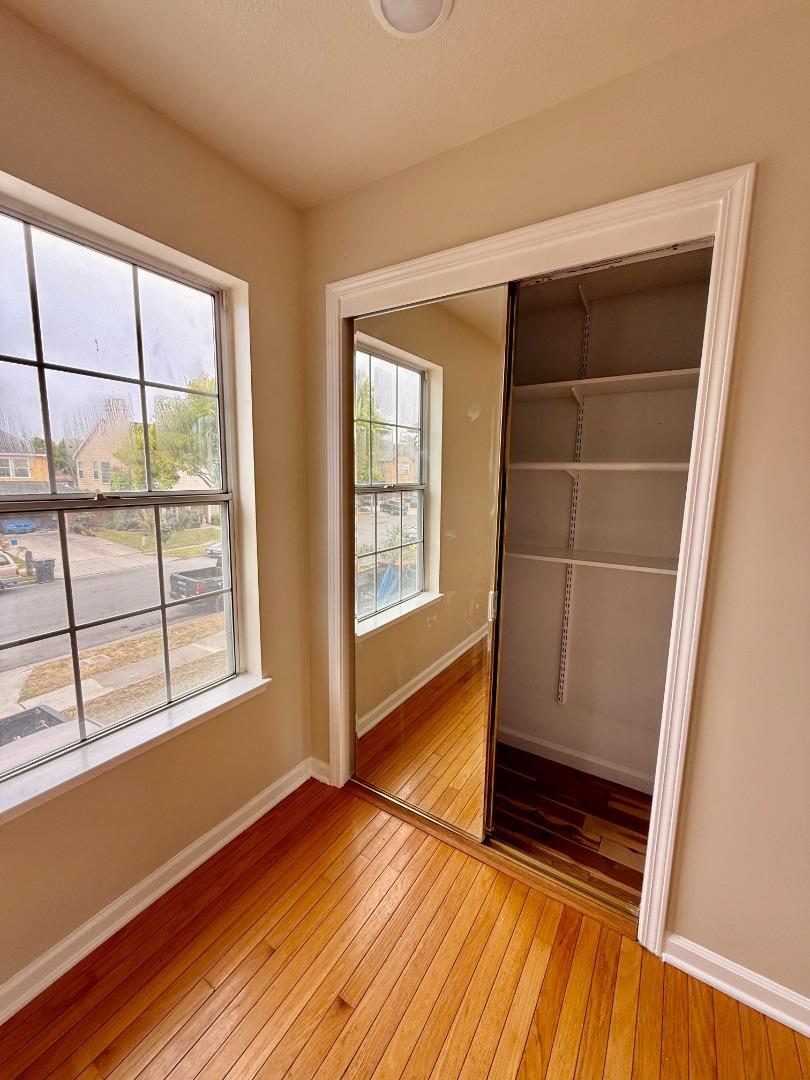 Detail Gallery Image 19 of 34 For 1980 Princeton Ct, Salinas,  CA 93906 - 4 Beds | 2/1 Baths