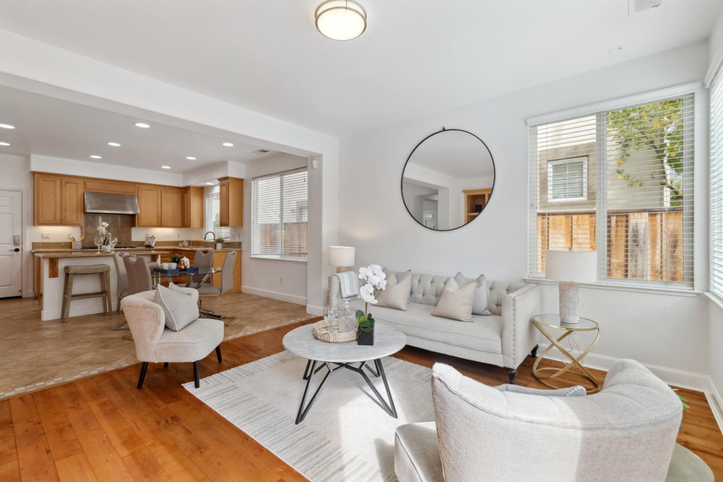 Detail Gallery Image 19 of 41 For 5621 Maymont Ln, Dublin,  CA 94568 - 4 Beds | 2/1 Baths