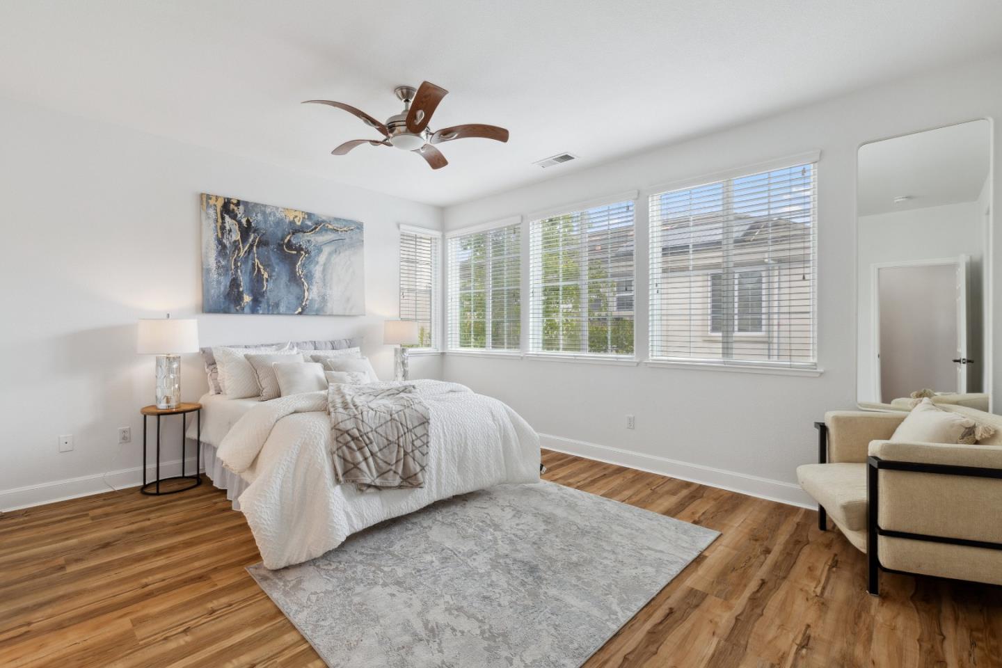 Detail Gallery Image 21 of 41 For 5621 Maymont Ln, Dublin,  CA 94568 - 4 Beds | 2/1 Baths