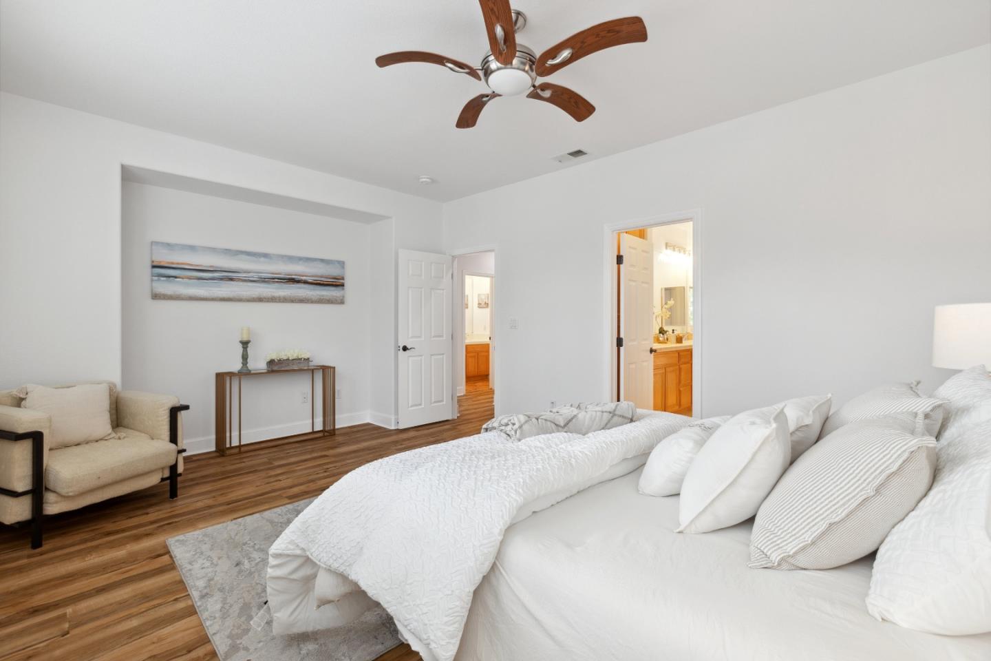 Detail Gallery Image 23 of 41 For 5621 Maymont Ln, Dublin,  CA 94568 - 4 Beds | 2/1 Baths