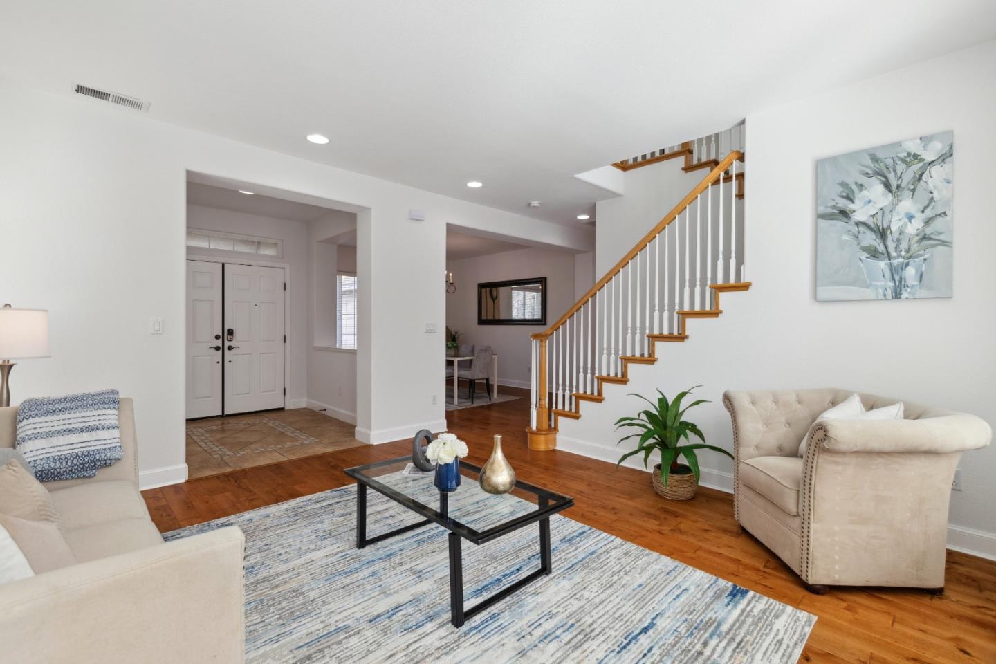 Detail Gallery Image 8 of 41 For 5621 Maymont Ln, Dublin,  CA 94568 - 4 Beds | 2/1 Baths