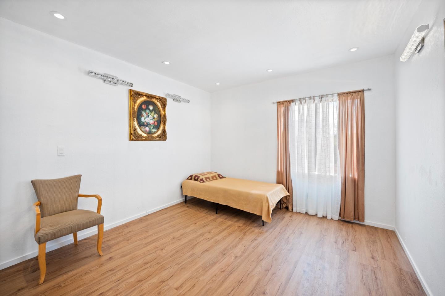 Detail Gallery Image 19 of 53 For 441 W Macarthur Blvd, Oakland,  CA 94609 - – Beds | – Baths