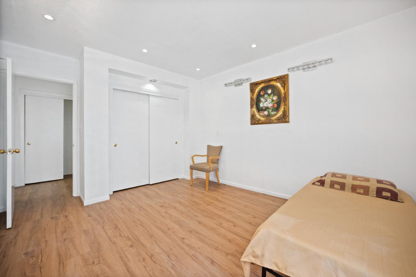 Detail Gallery Image 20 of 53 For 441 W Macarthur Blvd, Oakland,  CA 94609 - – Beds | – Baths