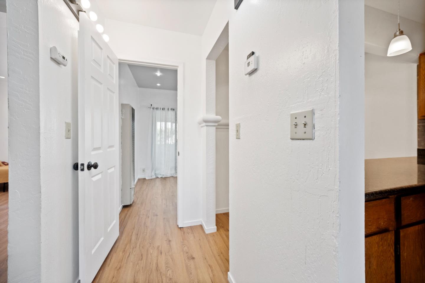 Detail Gallery Image 22 of 53 For 441 W Macarthur Blvd, Oakland,  CA 94609 - – Beds | – Baths