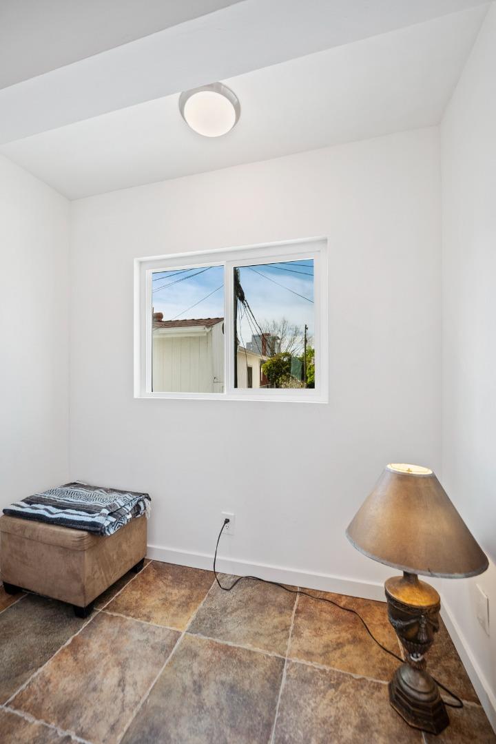 Detail Gallery Image 6 of 53 For 441 W Macarthur Blvd, Oakland,  CA 94609 - – Beds | – Baths