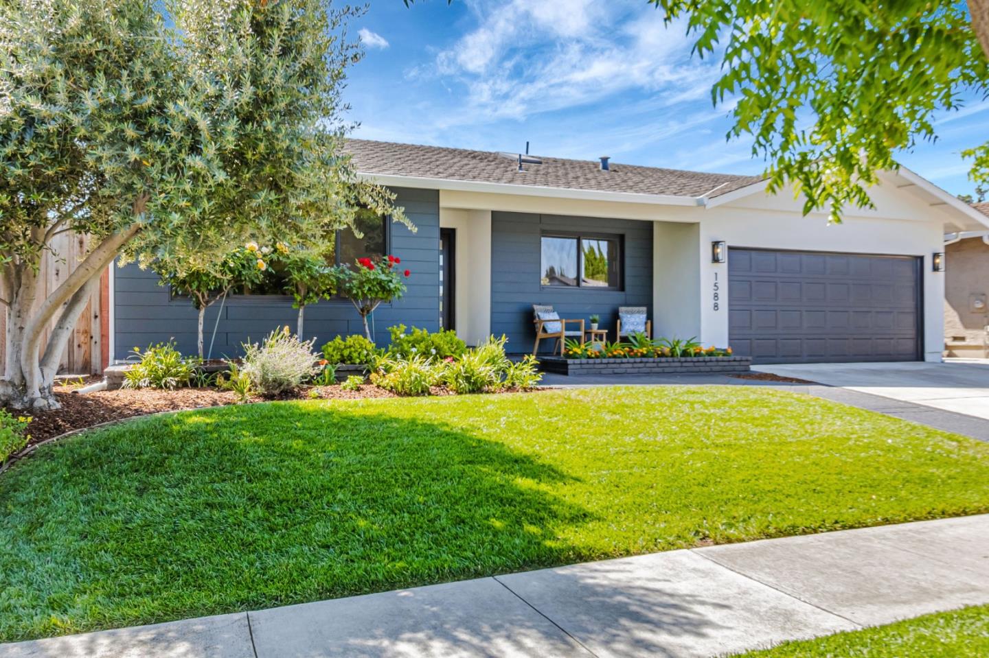 Detail Gallery Image 2 of 93 For 1588 Calle De Stuarda, San Jose,  CA 95118 - 4 Beds | 3 Baths