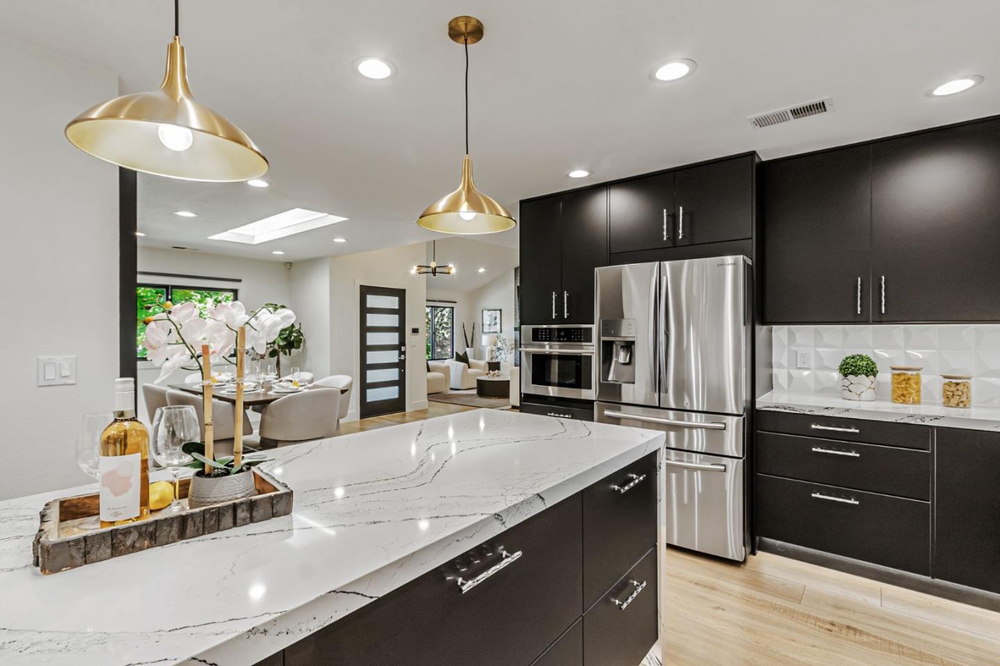 Detail Gallery Image 34 of 93 For 1588 Calle De Stuarda, San Jose,  CA 95118 - 4 Beds | 3 Baths