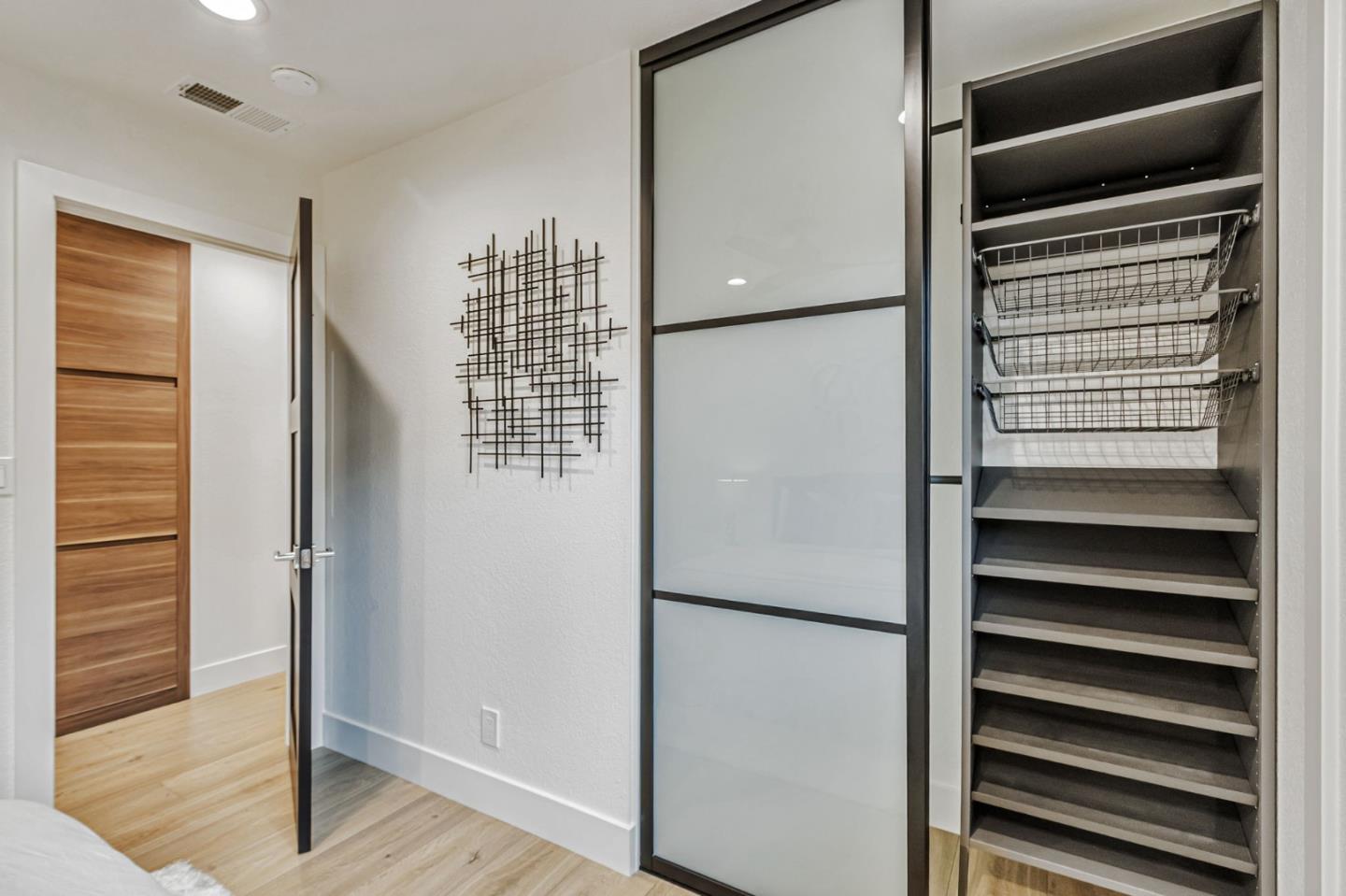 Detail Gallery Image 51 of 93 For 1588 Calle De Stuarda, San Jose,  CA 95118 - 4 Beds | 3 Baths