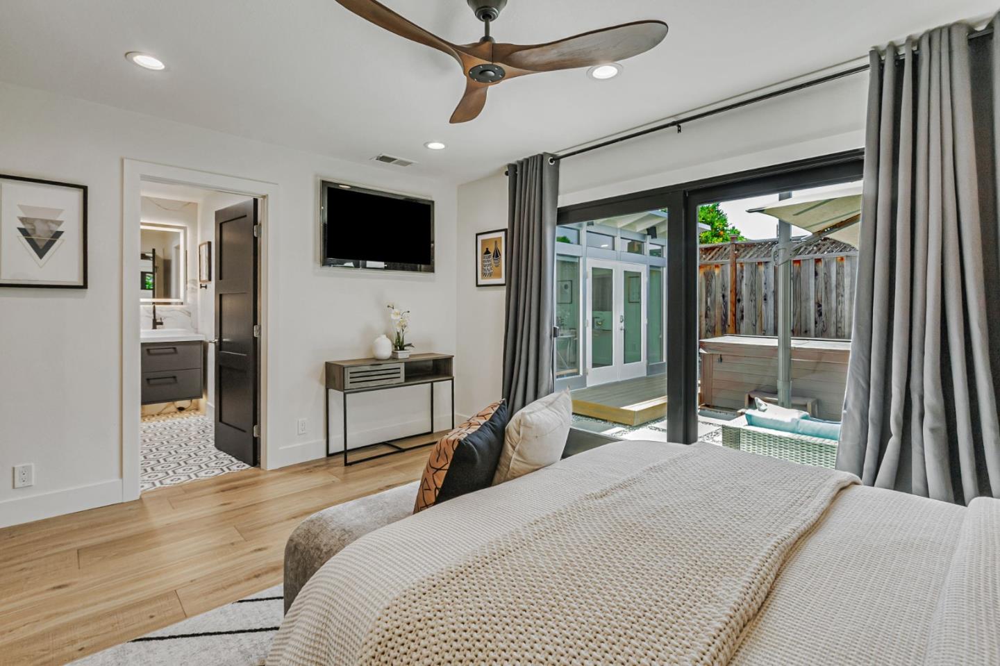 Detail Gallery Image 54 of 93 For 1588 Calle De Stuarda, San Jose,  CA 95118 - 4 Beds | 3 Baths