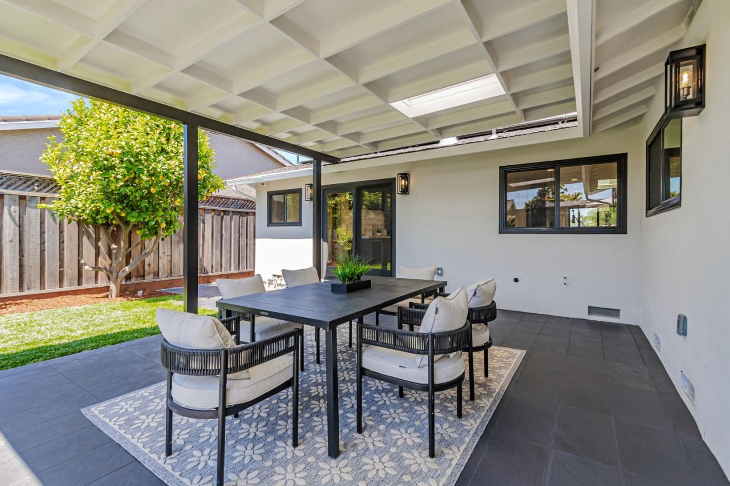 Detail Gallery Image 71 of 93 For 1588 Calle De Stuarda, San Jose,  CA 95118 - 4 Beds | 3 Baths