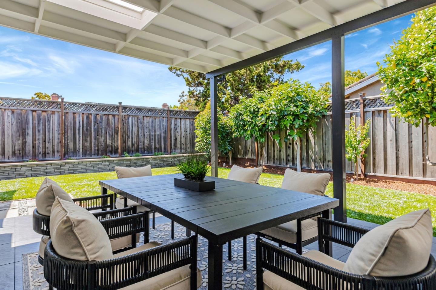Detail Gallery Image 73 of 93 For 1588 Calle De Stuarda, San Jose,  CA 95118 - 4 Beds | 3 Baths