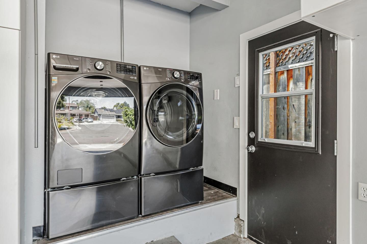 Detail Gallery Image 76 of 93 For 1588 Calle De Stuarda, San Jose,  CA 95118 - 4 Beds | 3 Baths