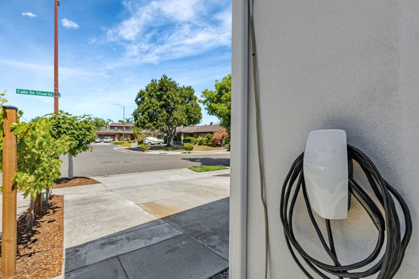 Detail Gallery Image 77 of 93 For 1588 Calle De Stuarda, San Jose,  CA 95118 - 4 Beds | 3 Baths