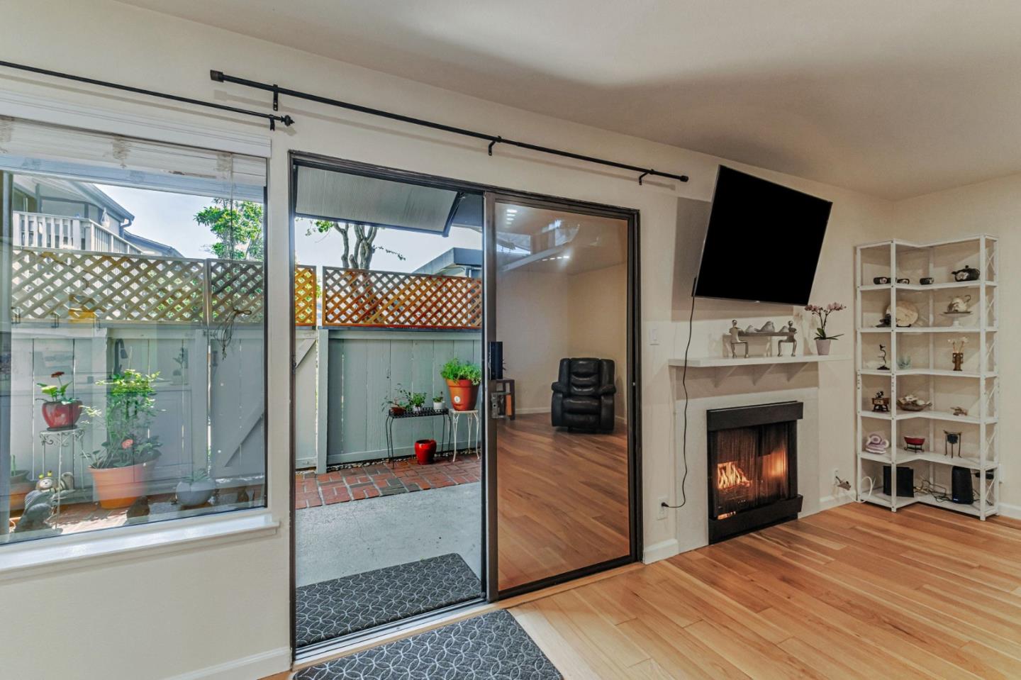 Detail Gallery Image 11 of 36 For 1925 46th Ave #143,  Capitola,  CA 95010 - 2 Beds | 1/1 Baths
