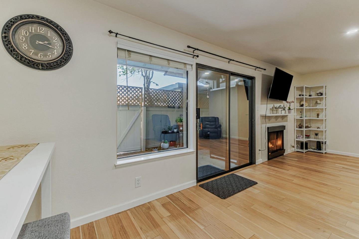 Detail Gallery Image 8 of 36 For 1925 46th Ave #143,  Capitola,  CA 95010 - 2 Beds | 1/1 Baths