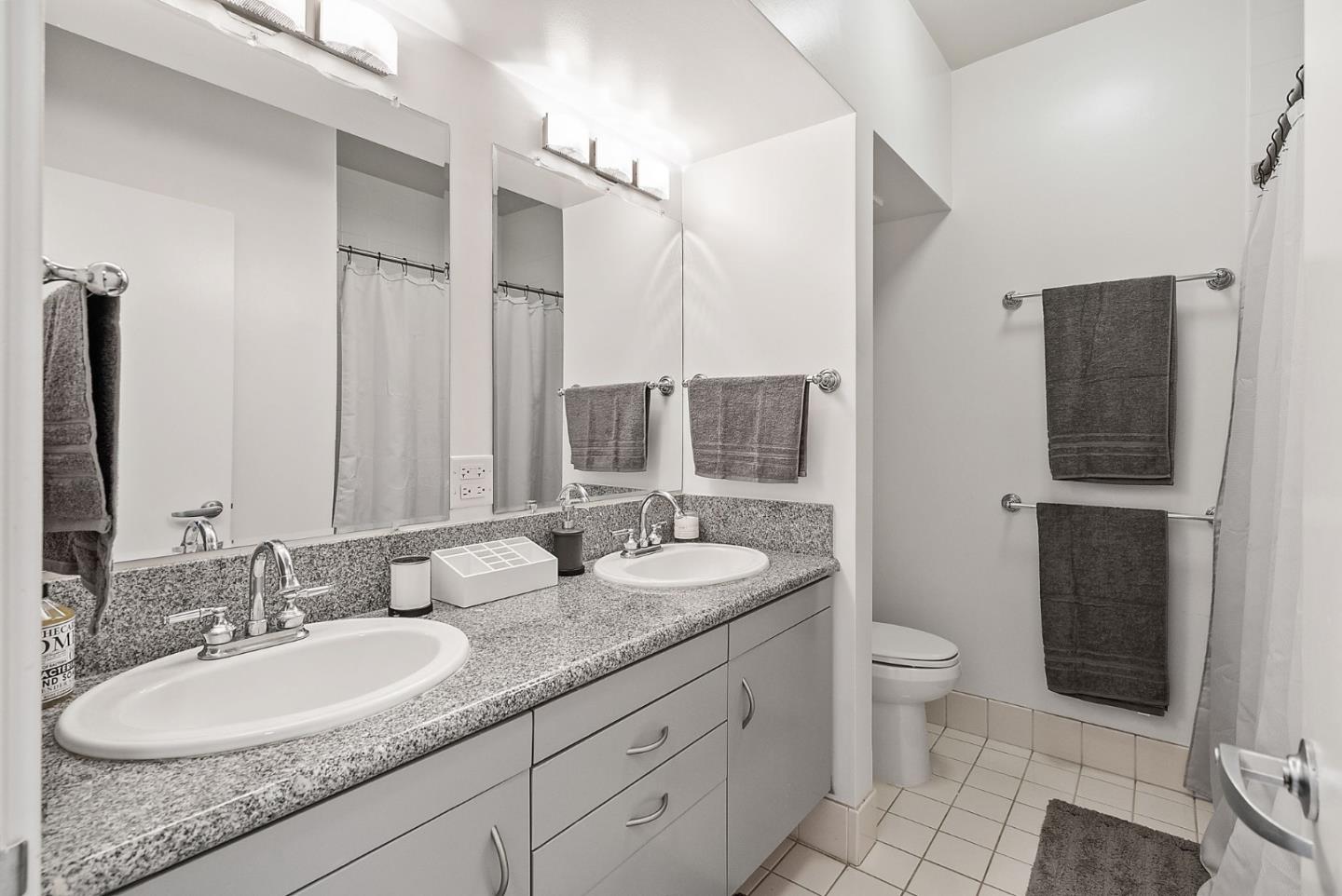 Detail Gallery Image 9 of 15 For 334 Santana Row #325,  San Jose,  CA 95128 - 2 Beds | 1/1 Baths