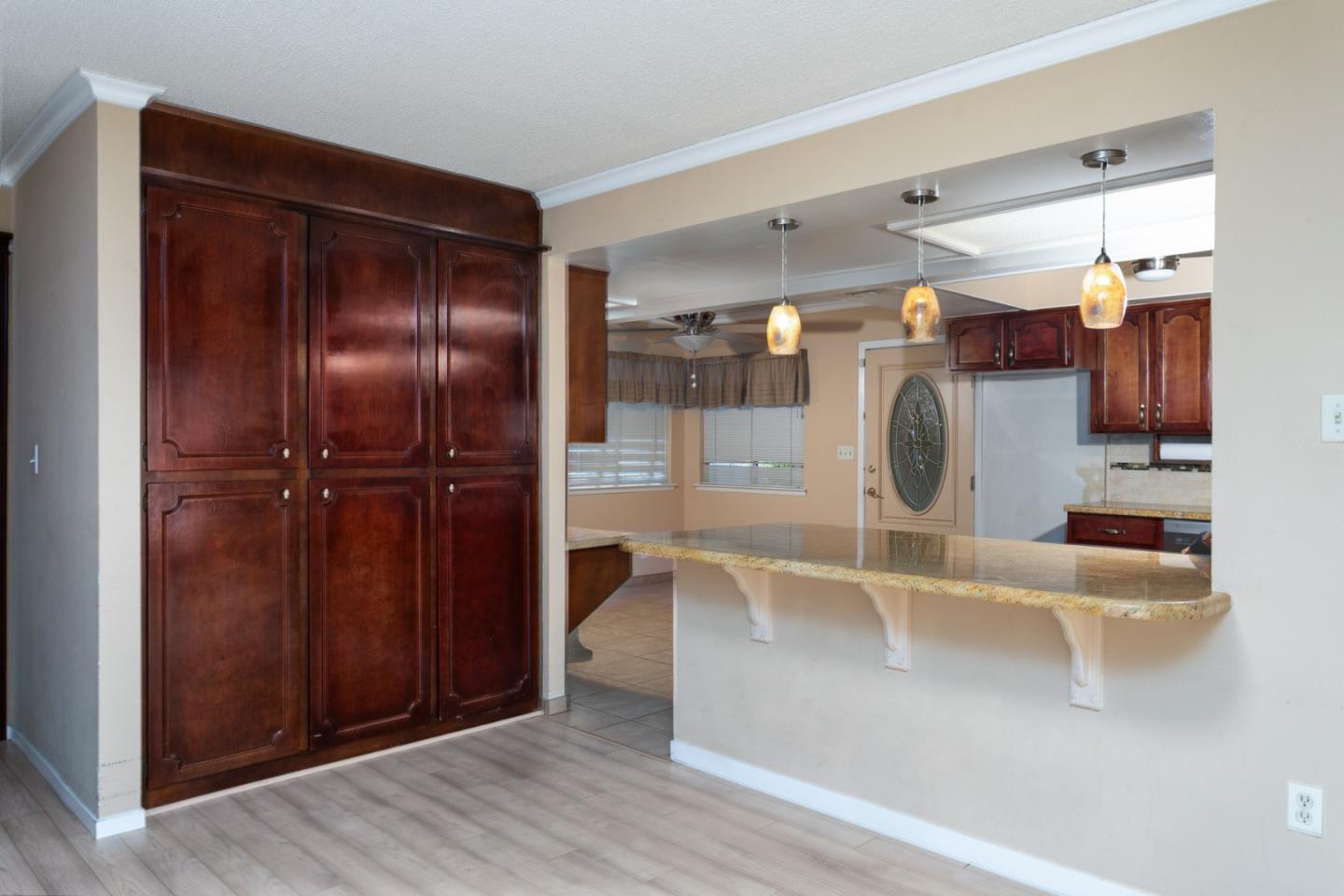 Detail Gallery Image 19 of 77 For 450 W Alluvial Ave, Clovis,  CA 93611 - 4 Beds | 2 Baths