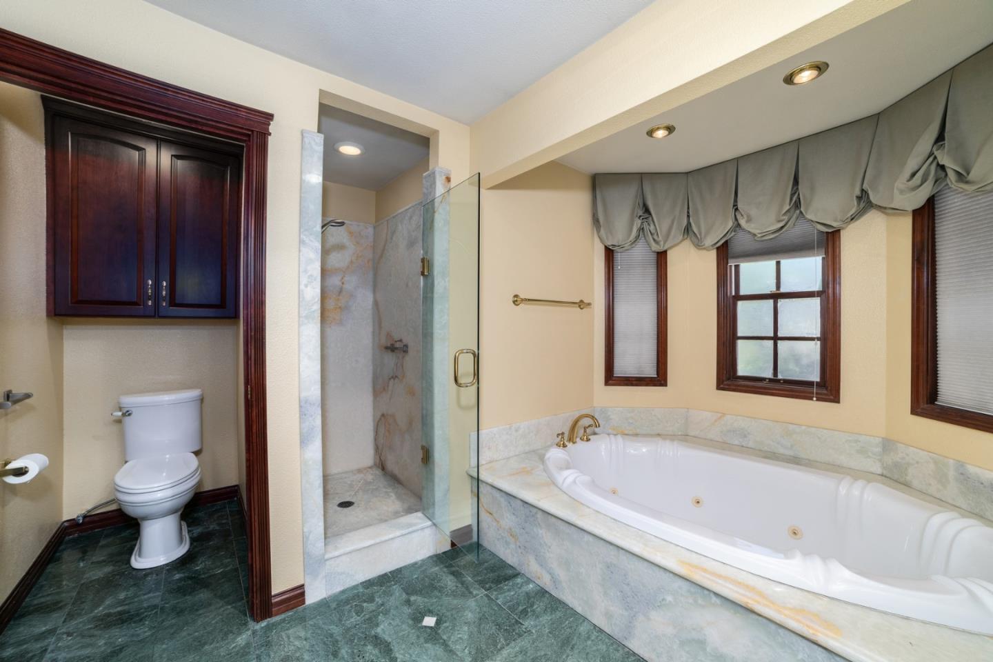 Detail Gallery Image 30 of 77 For 450 W Alluvial Ave, Clovis,  CA 93611 - 4 Beds | 2 Baths