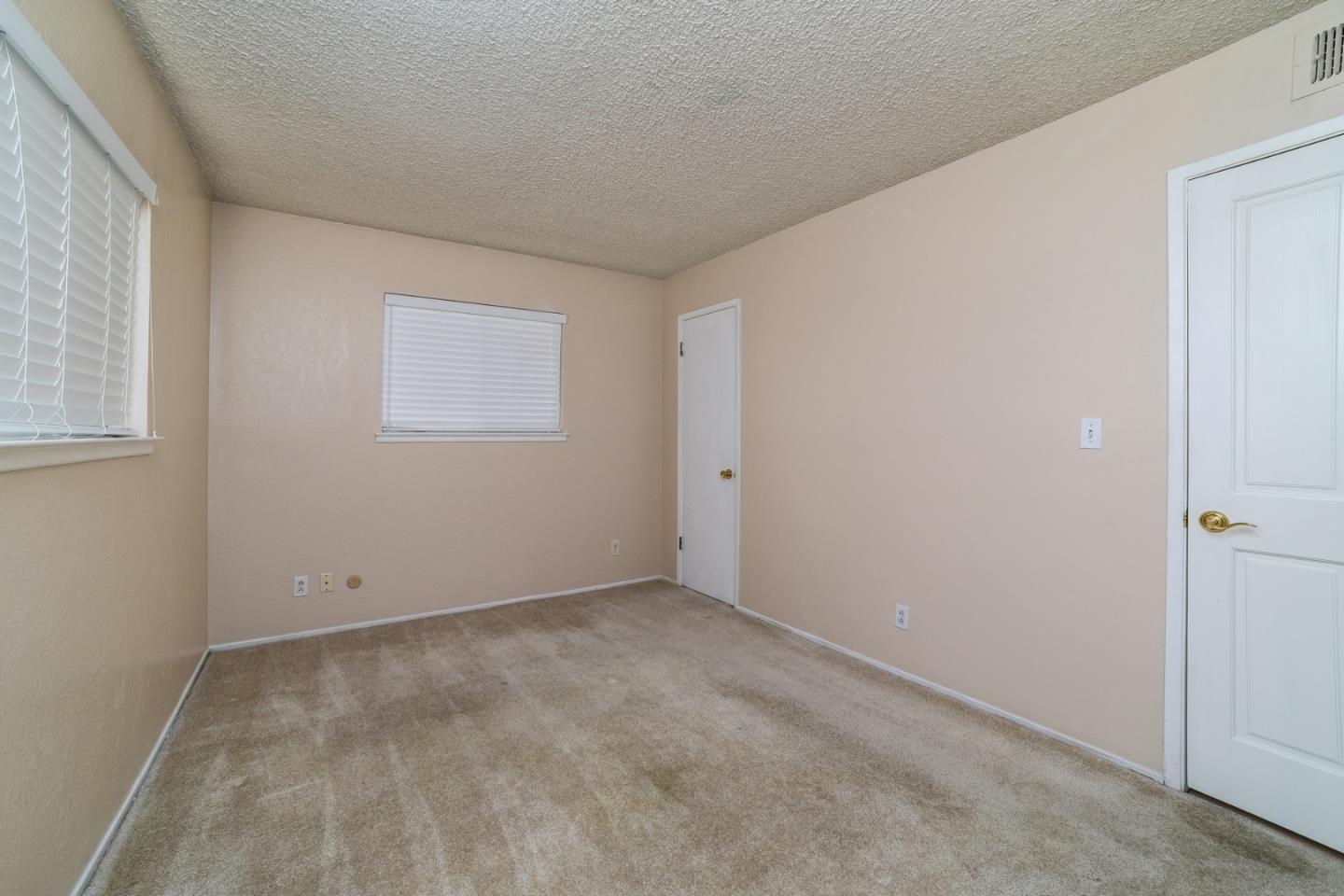 Detail Gallery Image 38 of 77 For 450 W Alluvial Ave, Clovis,  CA 93611 - 4 Beds | 2 Baths