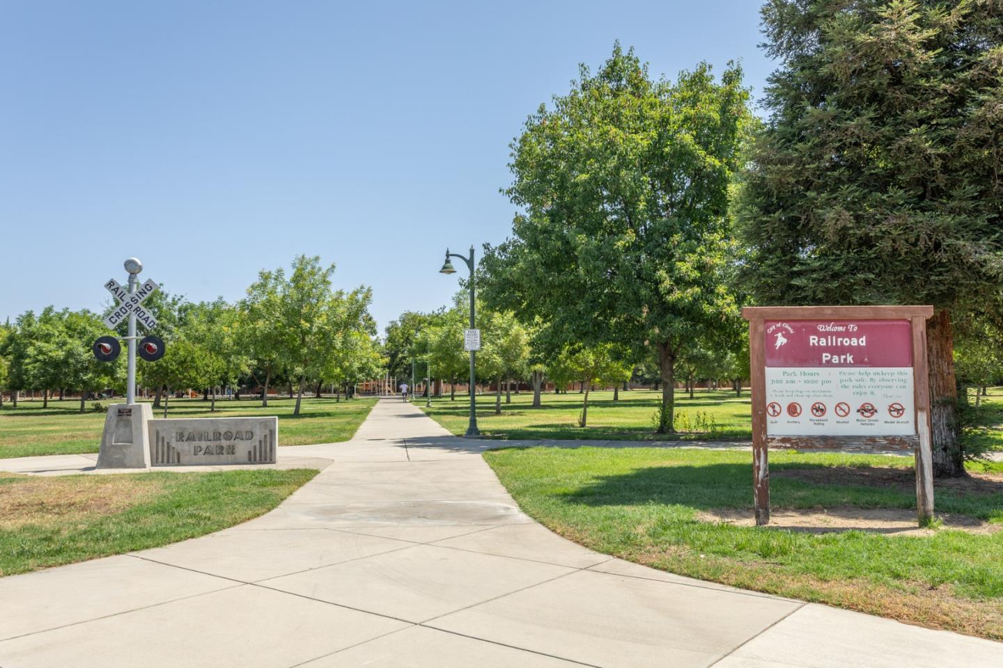 Detail Gallery Image 55 of 77 For 450 W Alluvial Ave, Clovis,  CA 93611 - 4 Beds | 2 Baths